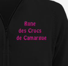 Broderie coeur Nom du chien + Affixe ou club
